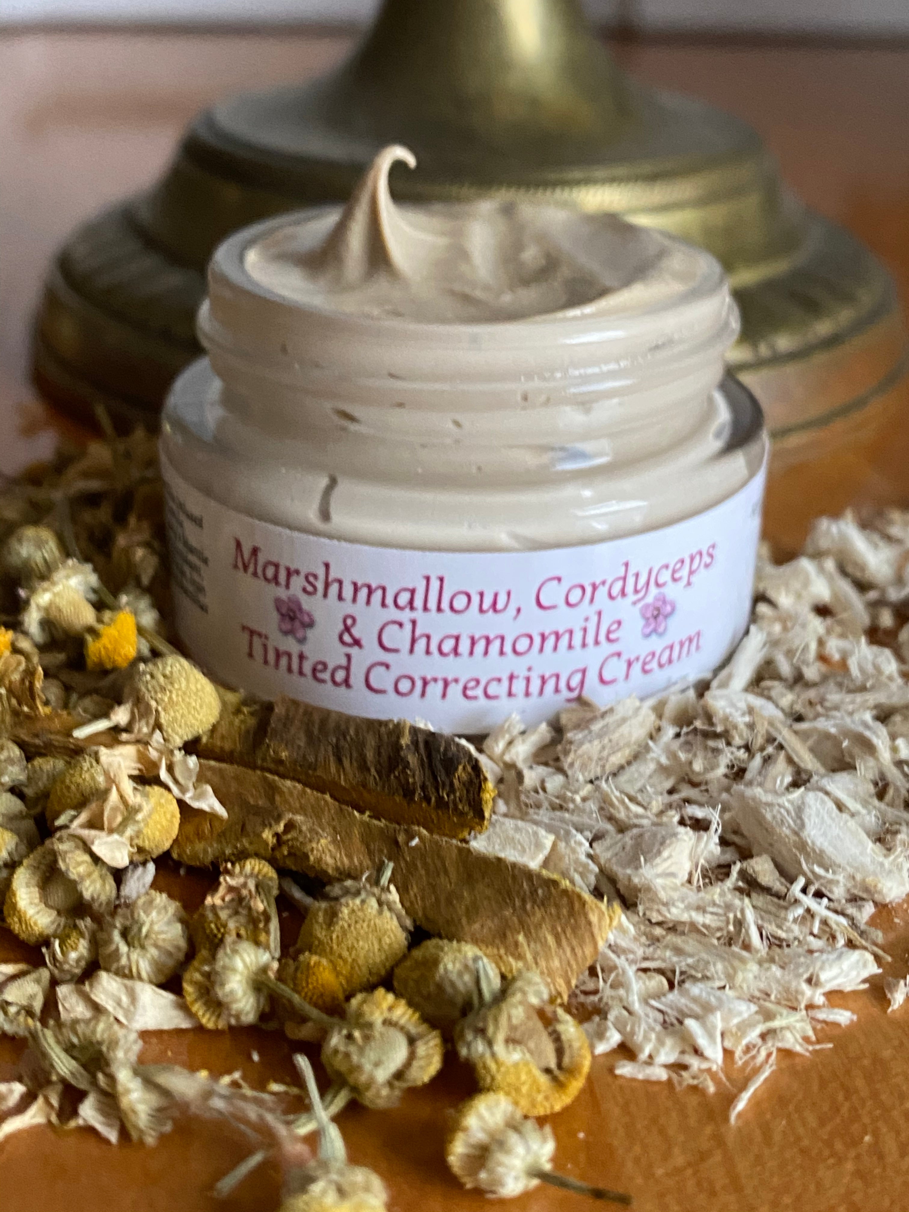Cordyceps, Marshmallow & Chamomile Tinted Correcting Cream